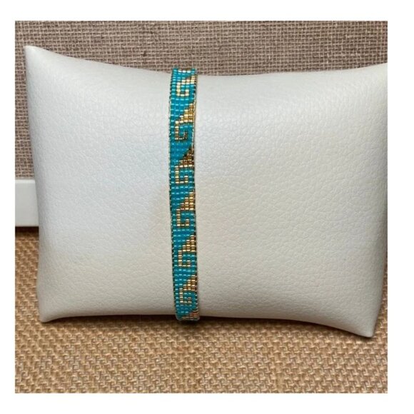 Turquoise and Gold Bracelet - Picture 4 of 4